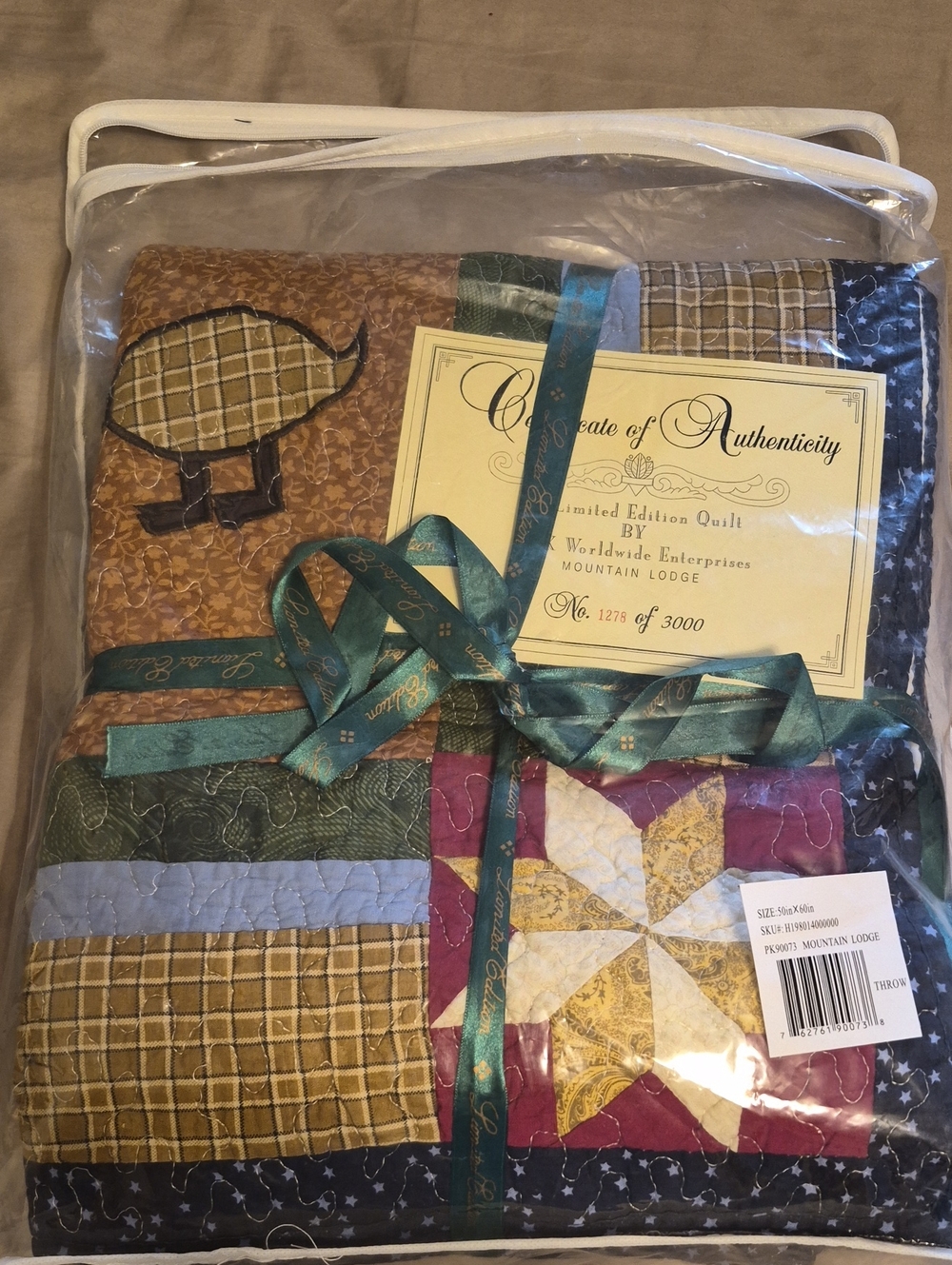 NWT Limited Edition Mountain Lodge Patchwork Quilt - Multicolor